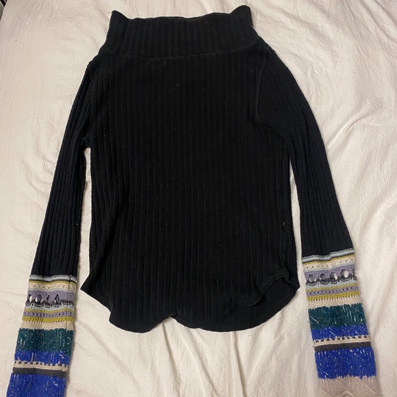 Free People sweater - Picture 1 of 3